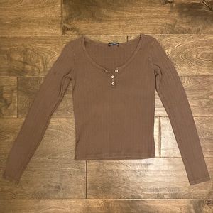 Zelly Three Button Top